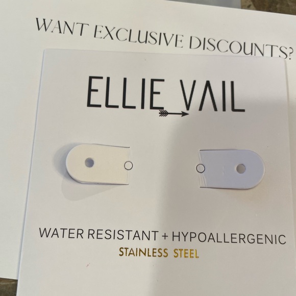 Ellie Vail Hypoallergenic Gold Hoops - Picture 4 of 6